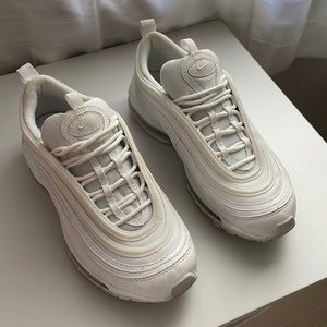 Nike air max 270 all white!